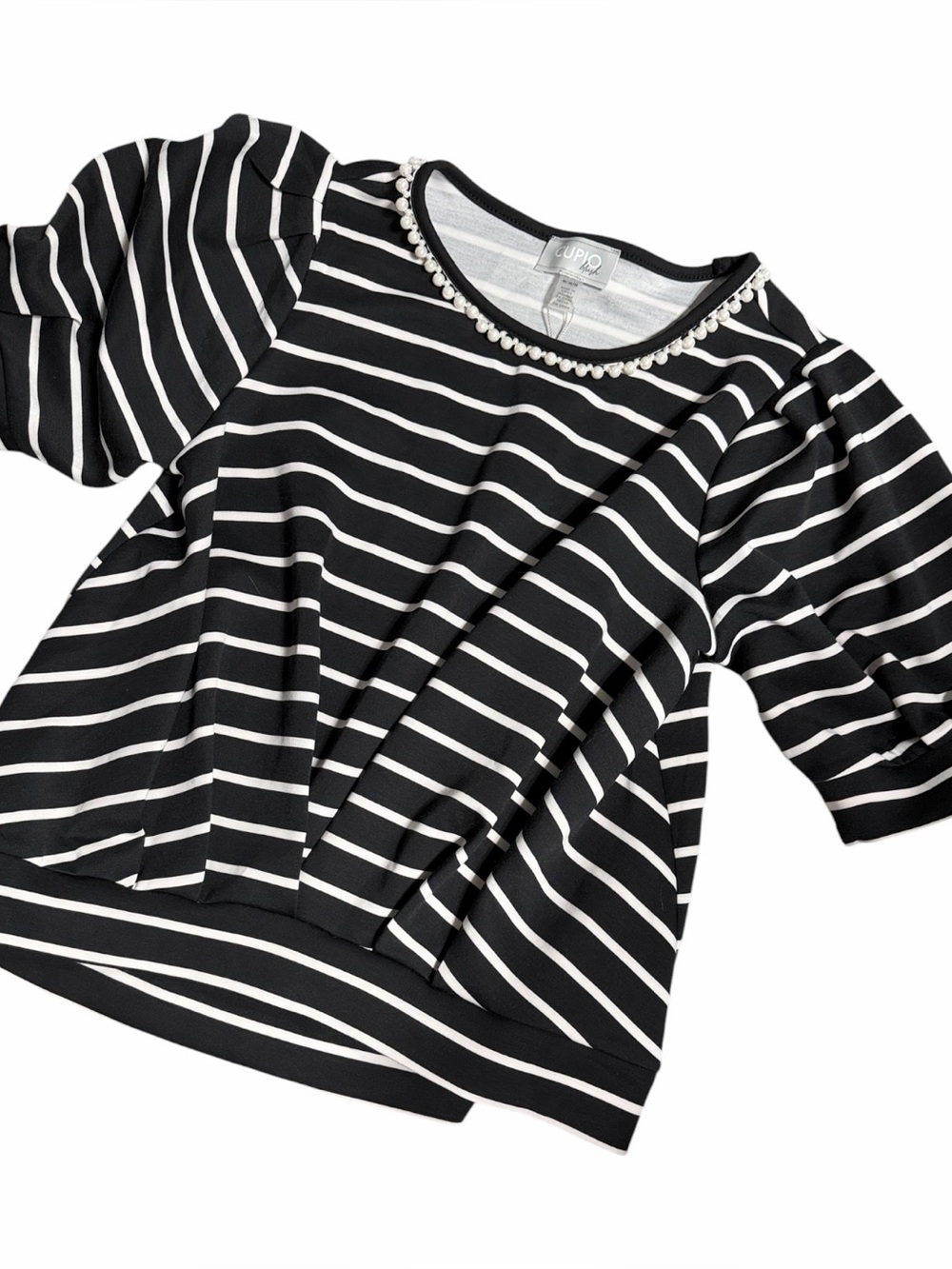 UNO de 50 Black and White Striped Puff Sleeve Top with Pearl Trim. NWT